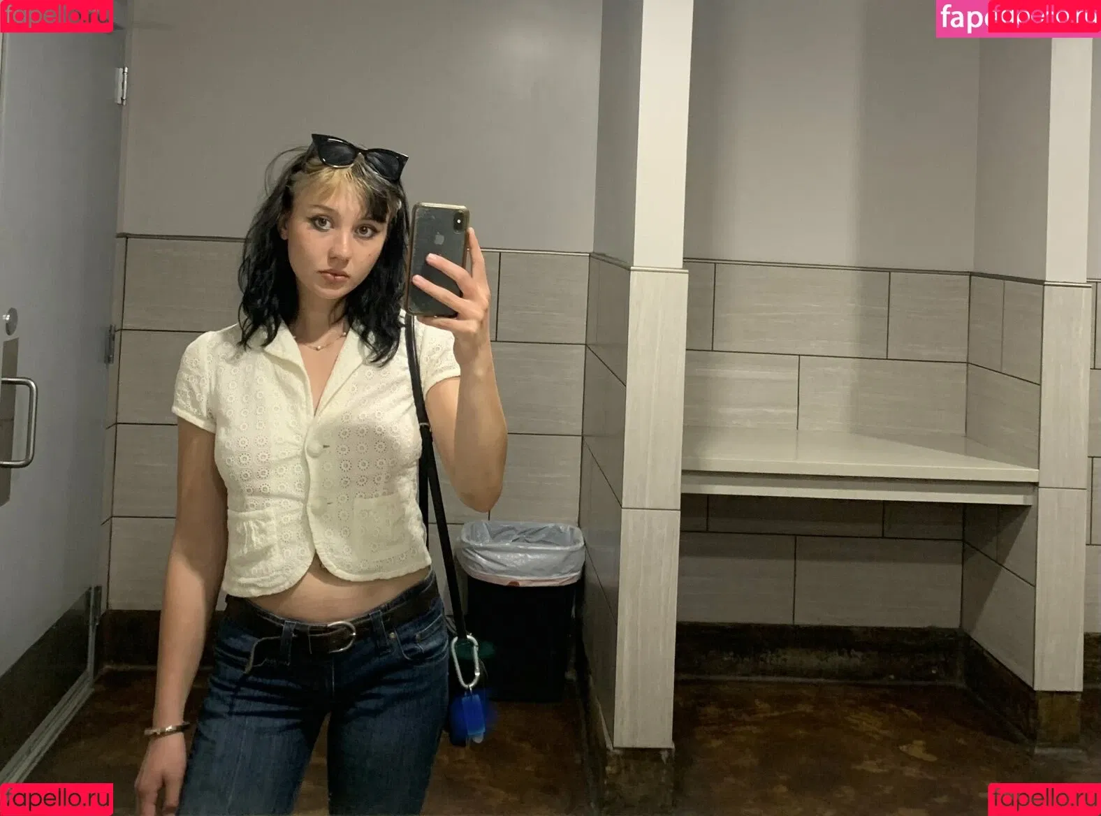 Fern4ever / fern.4ever / fern4vr Onlyfans Photo Gallery 