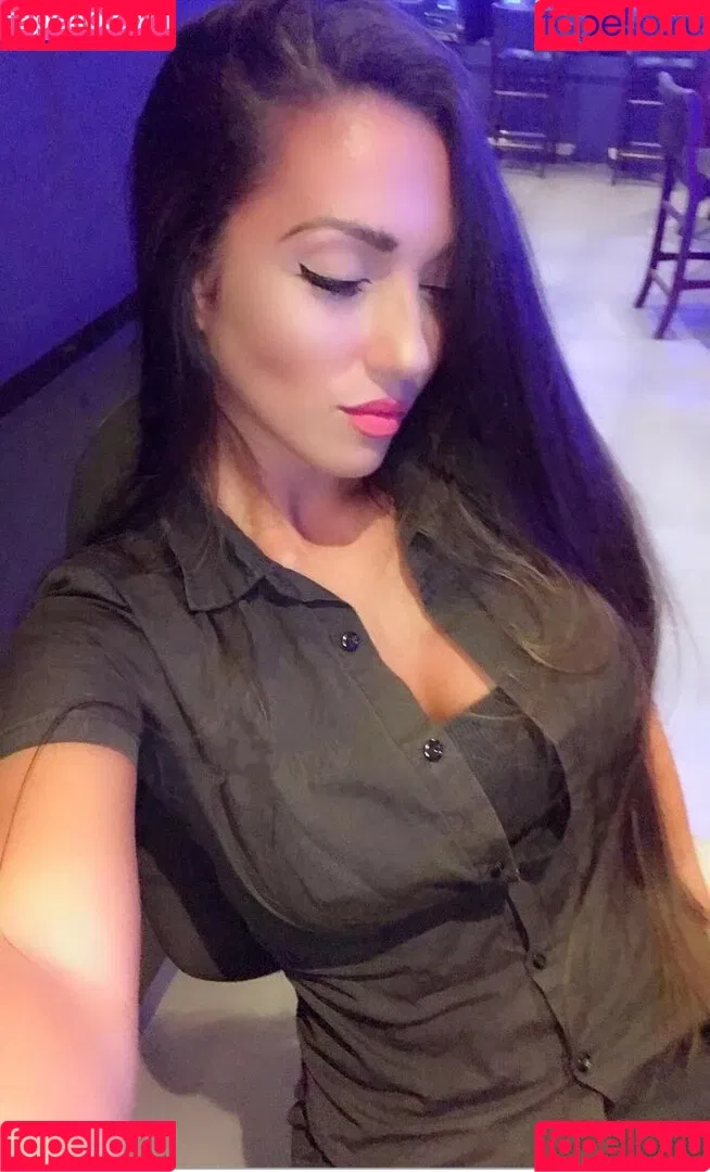 Tina Dakic / tina.dakic / tinadakic29 Onlyfans Photo Gallery 