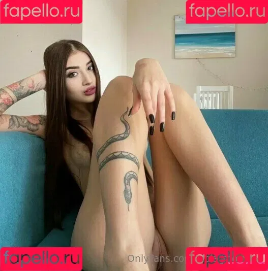 viola_m01 / viola_mommy Onlyfans Photo Gallery 