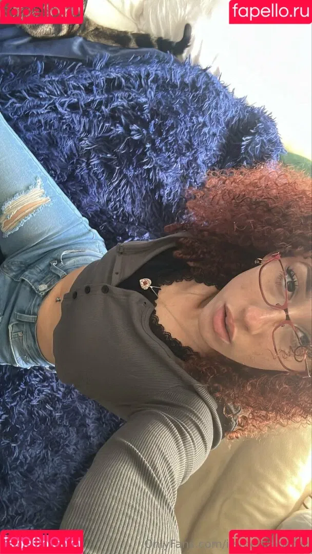 actuallykiraperez / itsmekiraperez Onlyfans Photo Gallery 