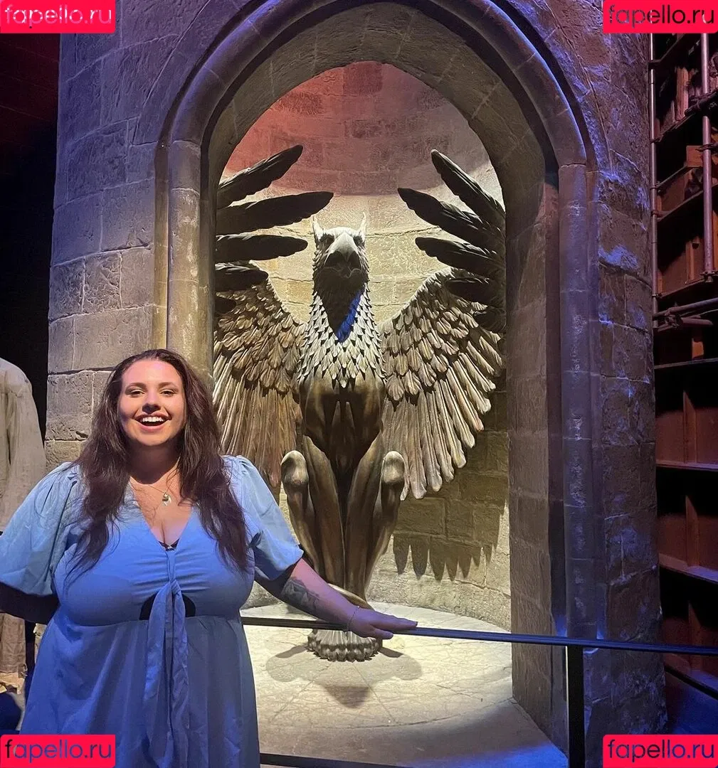 Babu Vale / babu_na Onlyfans Photo Gallery 