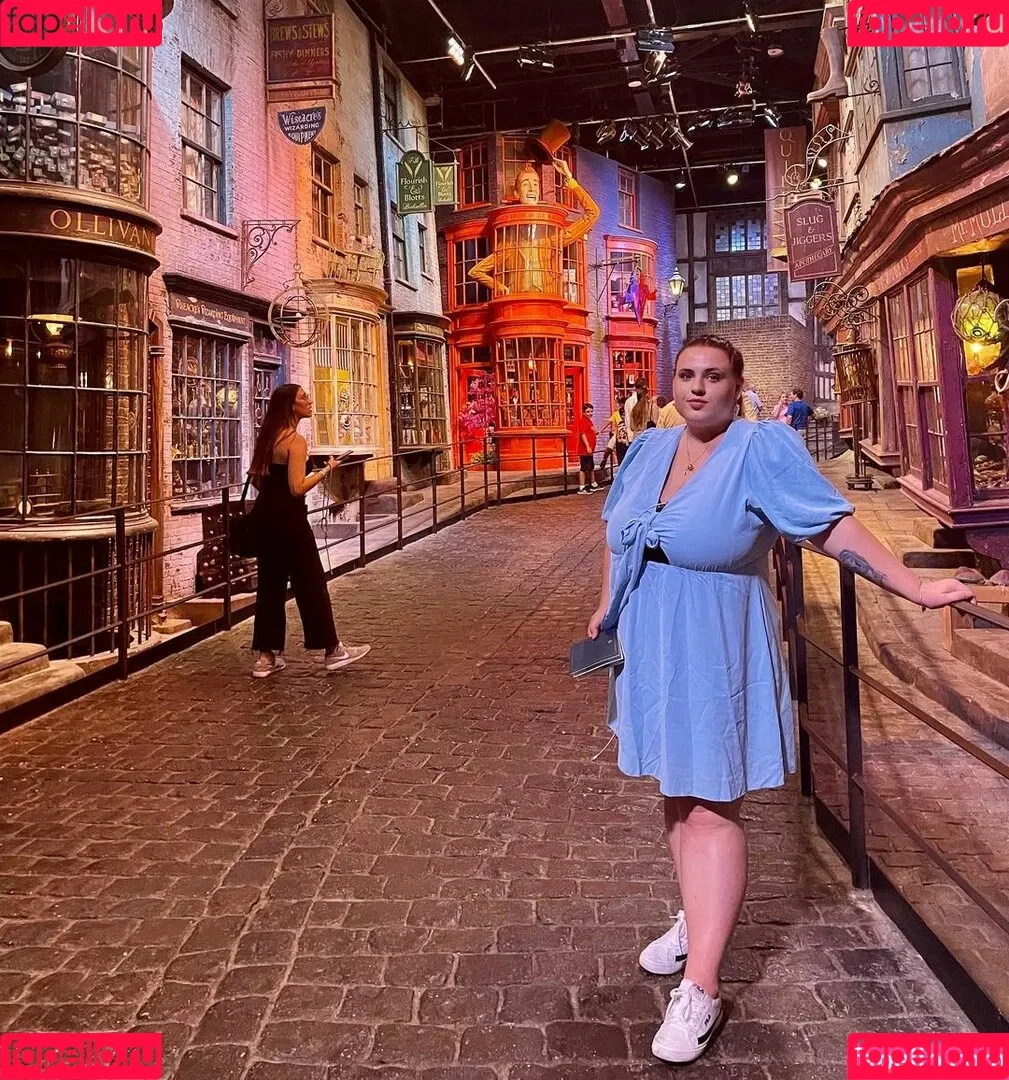 Babu Vale / babu_na Onlyfans Photo Gallery 