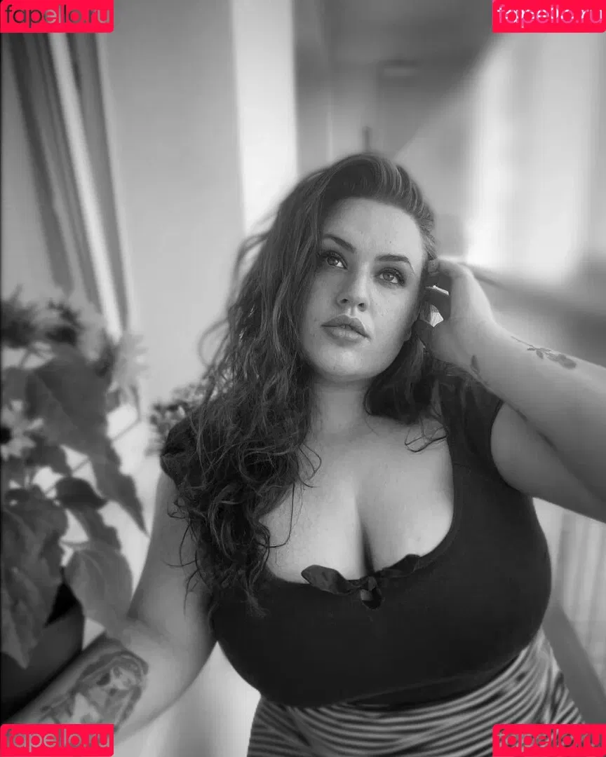 Babu Vale / babu_na Onlyfans Photo Gallery 