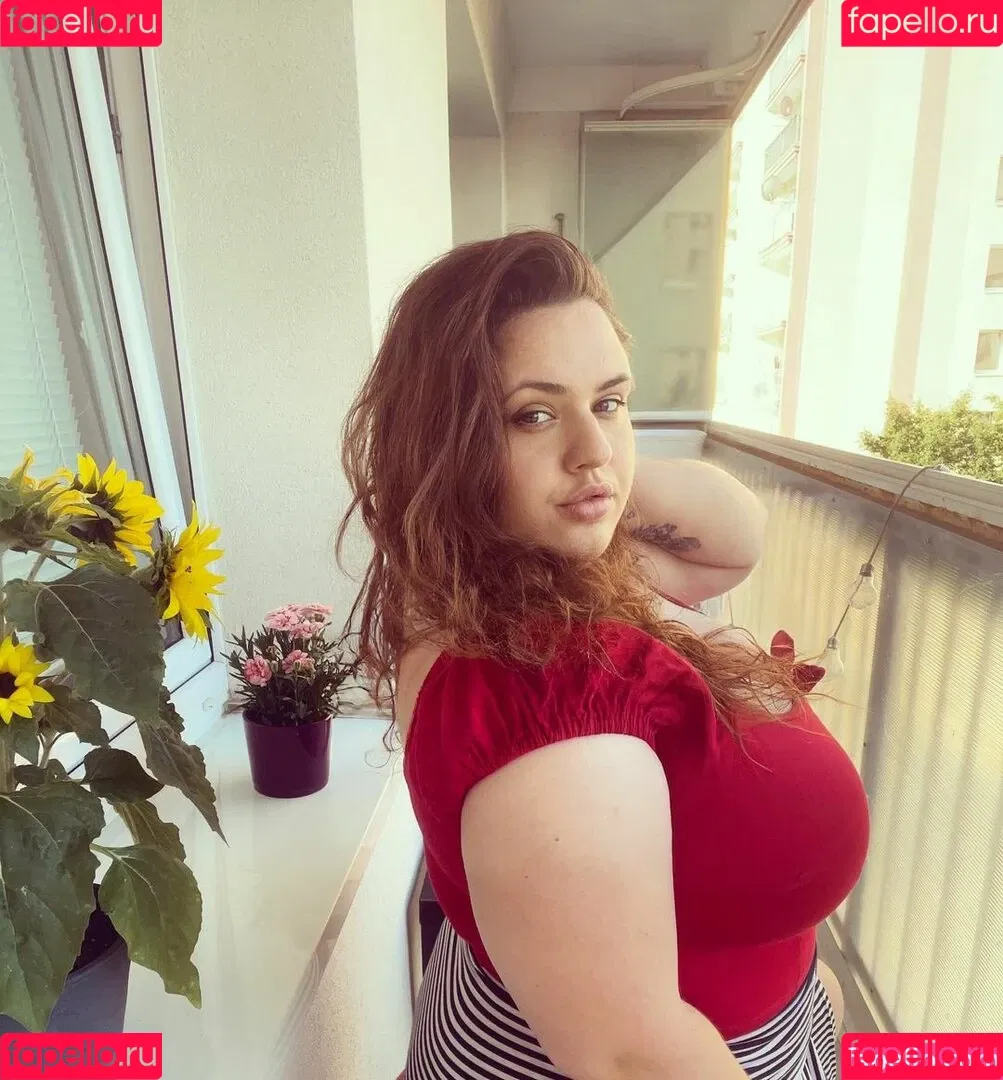 Babu Vale / babu_na Onlyfans Photo Gallery 