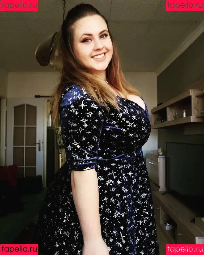 Babu Vale / babu_na Onlyfans Photo Gallery 