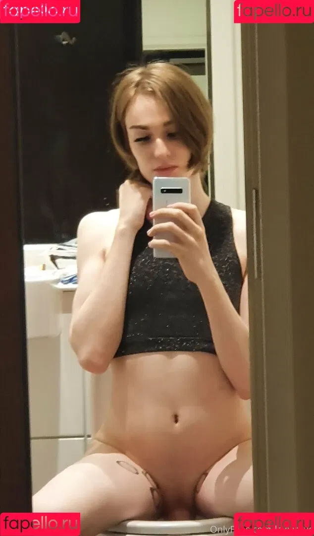 lexxiraus Onlyfans Photo Gallery 