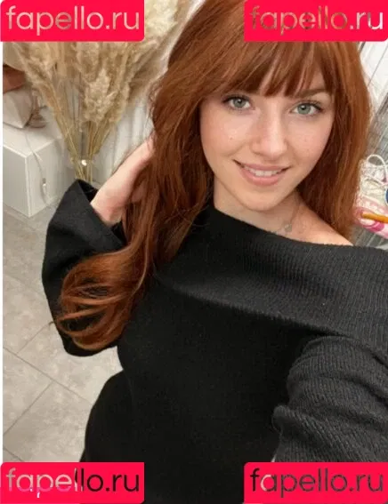 Anna Redd Please / anna.redd Onlyfans Photo Gallery 