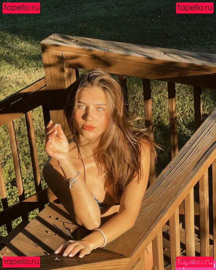 Madison Lewis Onlyfans Photo Gallery 