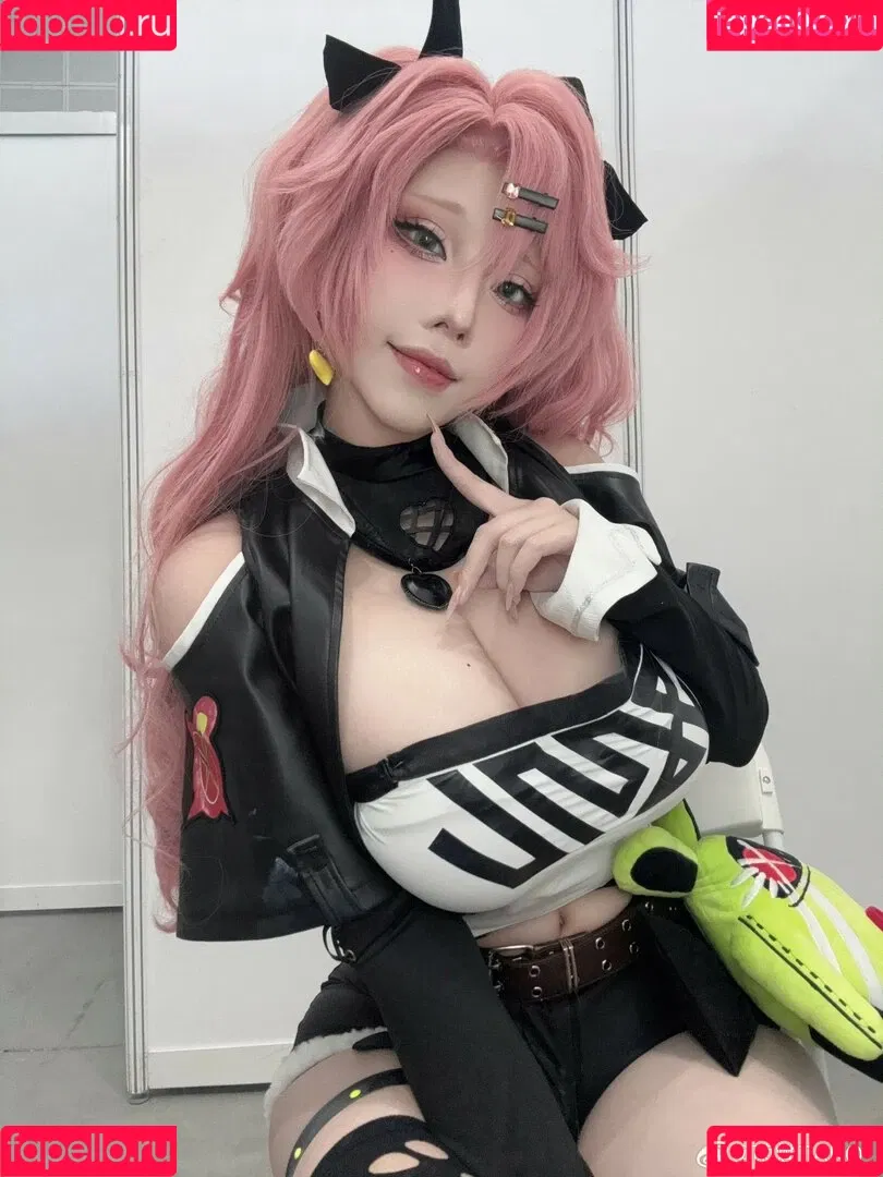 Takomayuyi / https: / takochabuu Onlyfans Photo Gallery 