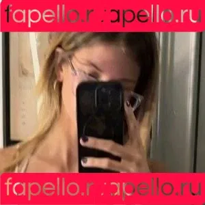 oliviahansley / oliviahansleyy_ Onlyfans Photo Gallery 