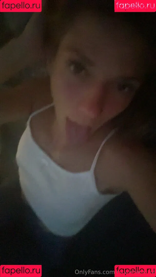 oliviahansley / oliviahansleyy_ Onlyfans Photo Gallery 