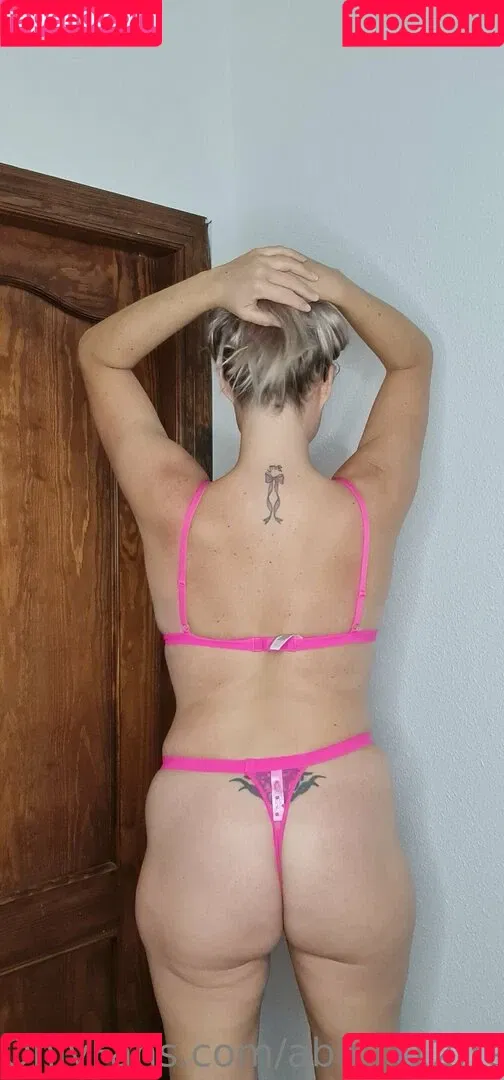 abi_fox12 / abifox12xxx Onlyfans Photo Gallery 