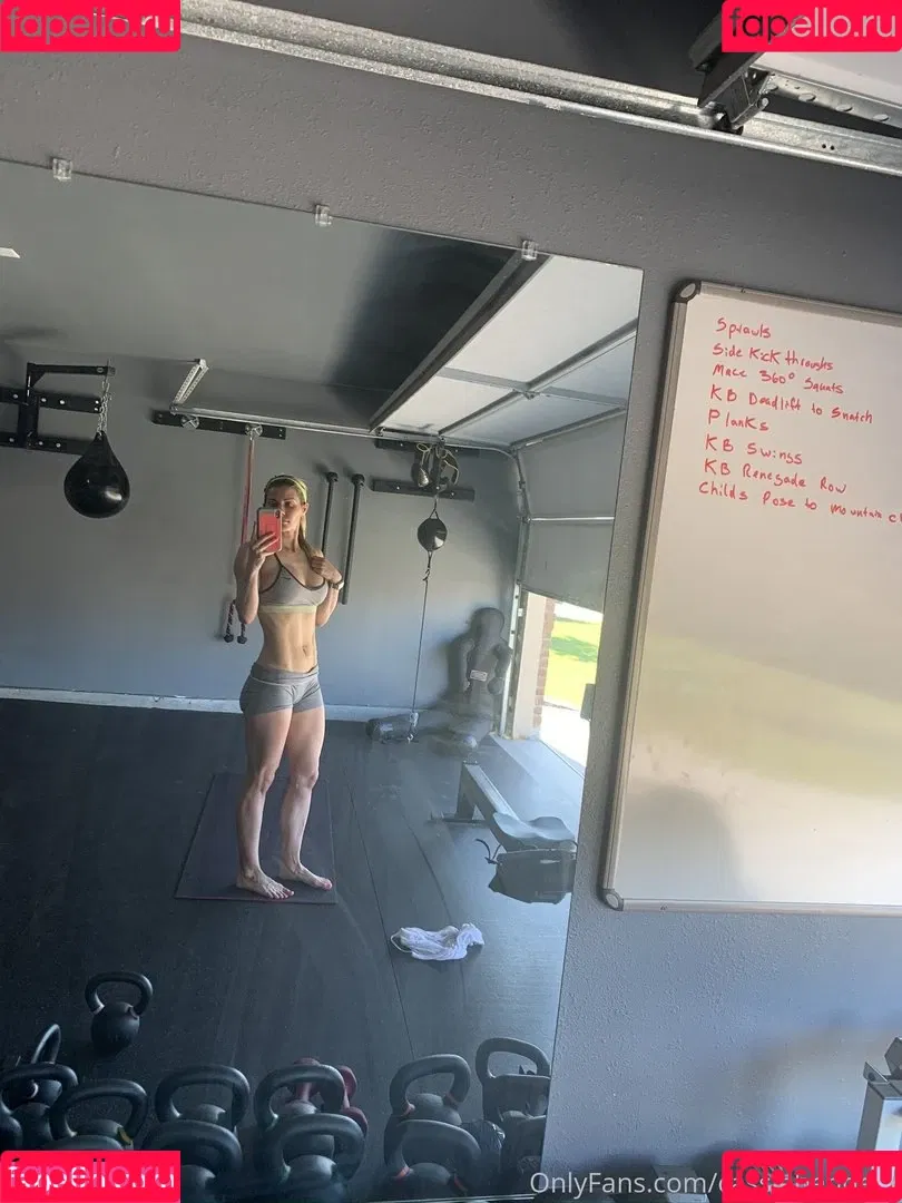 Cassie Bender / CassieBenderX / anyuser / cassiebenderfit Onlyfans Photo Gallery 