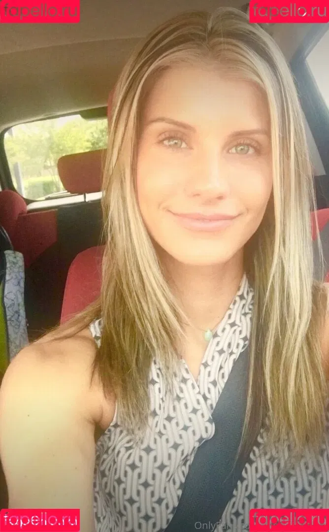 Cassie Bender / CassieBenderX / anyuser / cassiebenderfit Onlyfans Photo Gallery 