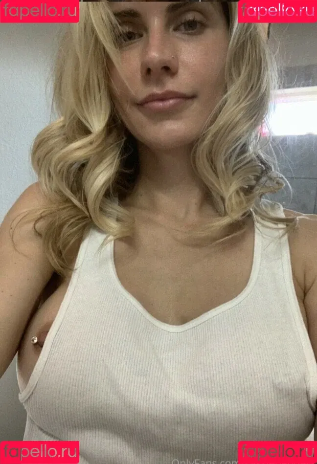 Cassie Bender / CassieBenderX / anyuser / cassiebenderfit Onlyfans Photo Gallery 