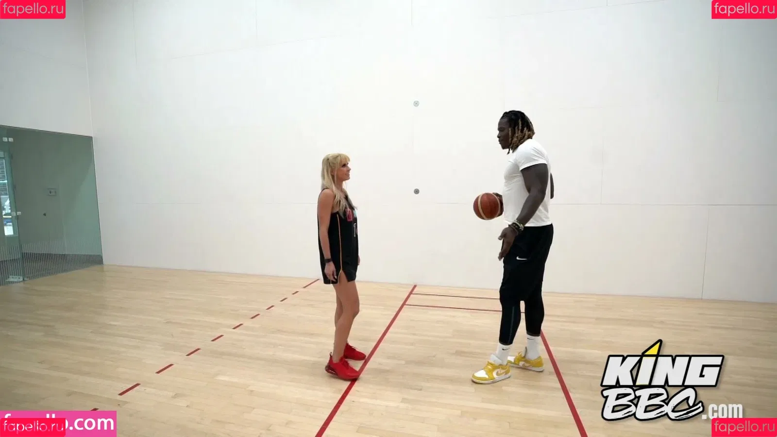 Cassie Bender / CassieBenderX / anyuser / cassiebenderfit Onlyfans Photo Gallery 