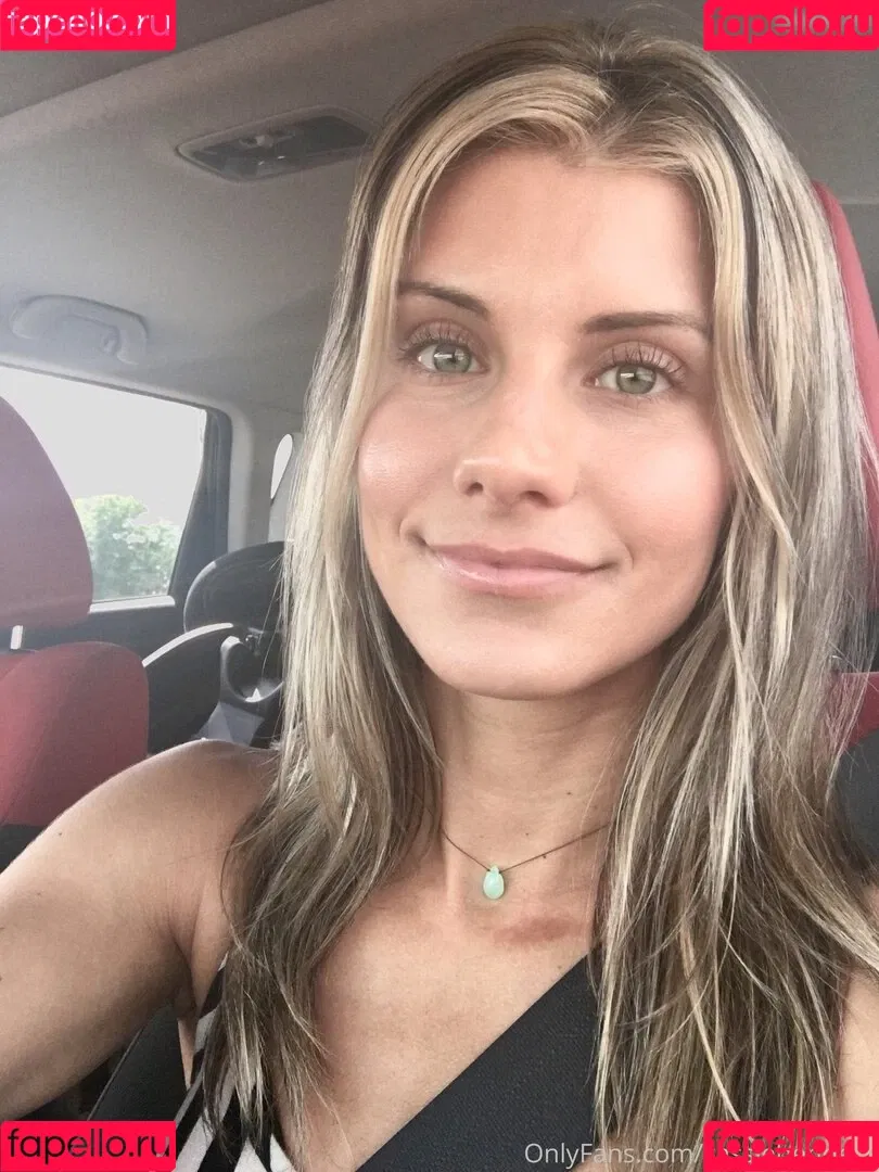 Cassie Bender / CassieBenderX / anyuser / cassiebenderfit Onlyfans Photo Gallery 