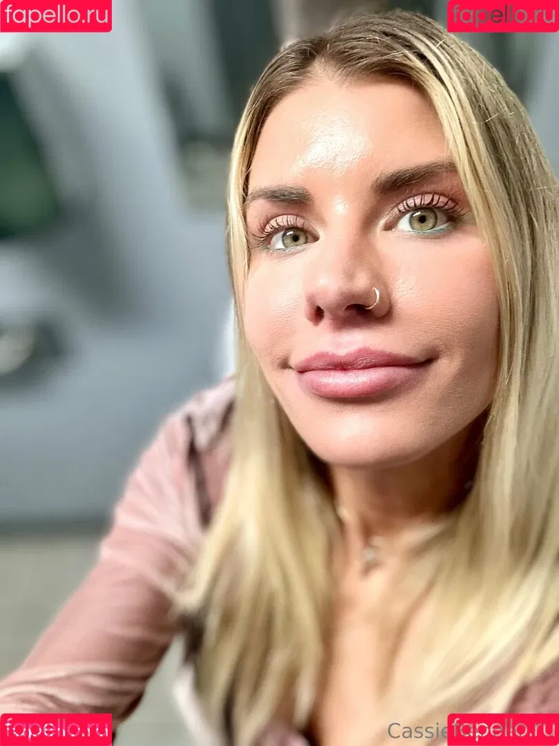 Cassie Bender / CassieBenderX / anyuser / cassiebenderfit Onlyfans Photo Gallery 