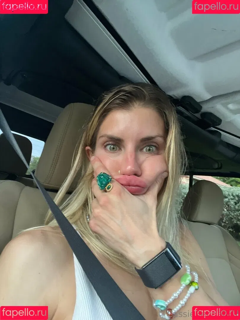 Cassie Bender / CassieBenderX / anyuser / cassiebenderfit Onlyfans Photo Gallery 