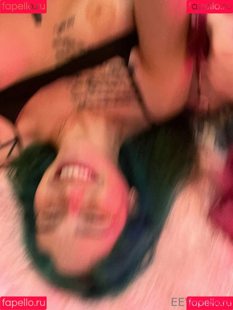 Eevee Bee / Eeveebeeshow / eevee_bee / eeveethebee Onlyfans Photo Gallery 