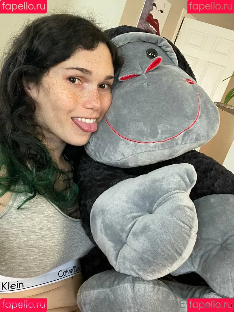 Eevee Bee / Eeveebeeshow / eevee_bee / eeveethebee Onlyfans Photo Gallery 