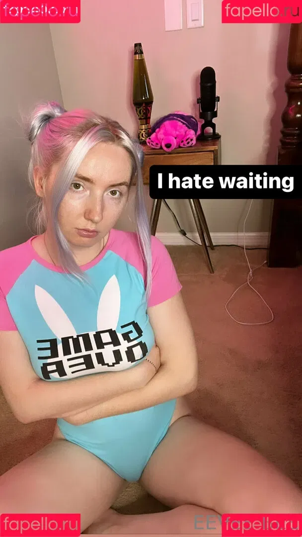 Eevee Bee / Eeveebeeshow / eevee_bee / eeveethebee Onlyfans Photo Gallery 