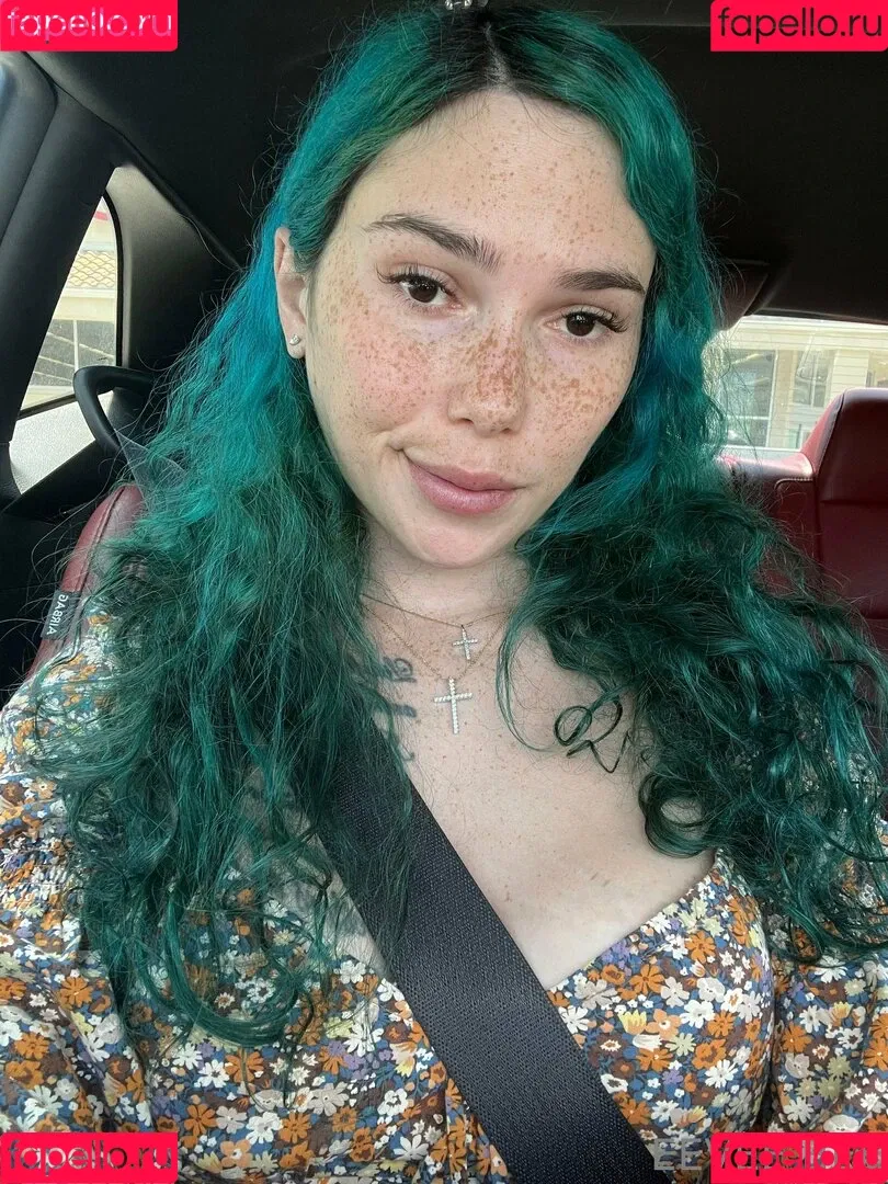 Eevee Bee / Eeveebeeshow / eevee_bee / eeveethebee Onlyfans Photo Gallery 