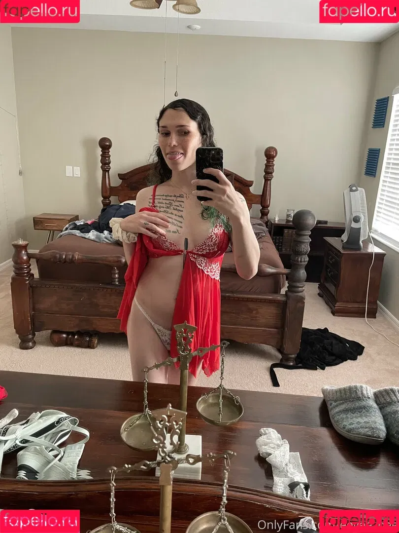 Eevee Bee / Eeveebeeshow / eevee_bee / eeveethebee Onlyfans Photo Gallery 