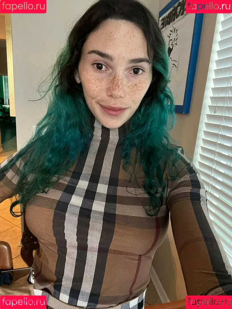 Eevee Bee / Eeveebeeshow / eevee_bee / eeveethebee Onlyfans Photo Gallery 