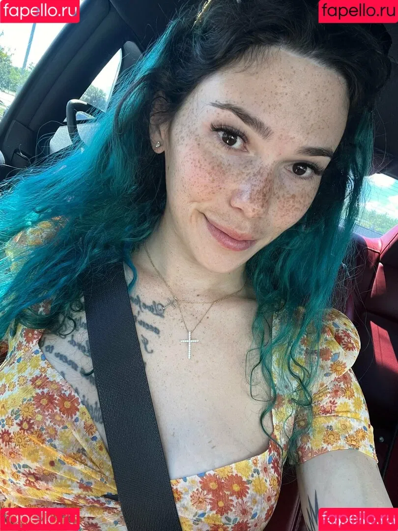 Eevee Bee / Eeveebeeshow / eevee_bee / eeveethebee Onlyfans Photo Gallery 