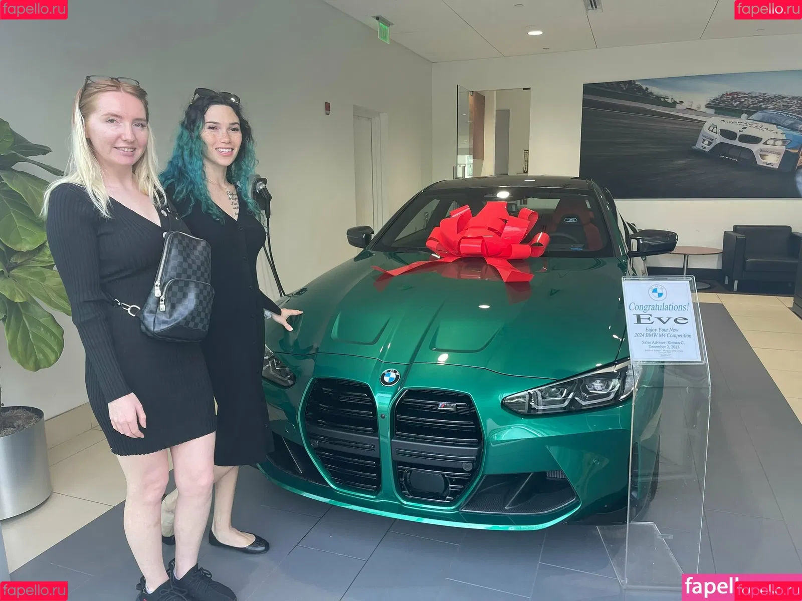 Eevee Bee / Eeveebeeshow / eevee_bee / eeveethebee Onlyfans Photo Gallery 