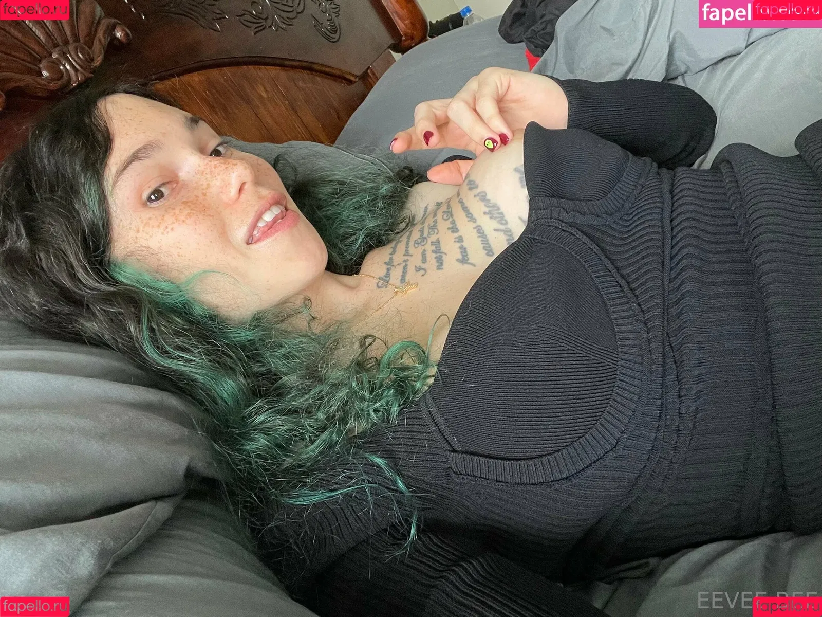 Eevee Bee / Eeveebeeshow / eevee_bee / eeveethebee Onlyfans Photo Gallery 