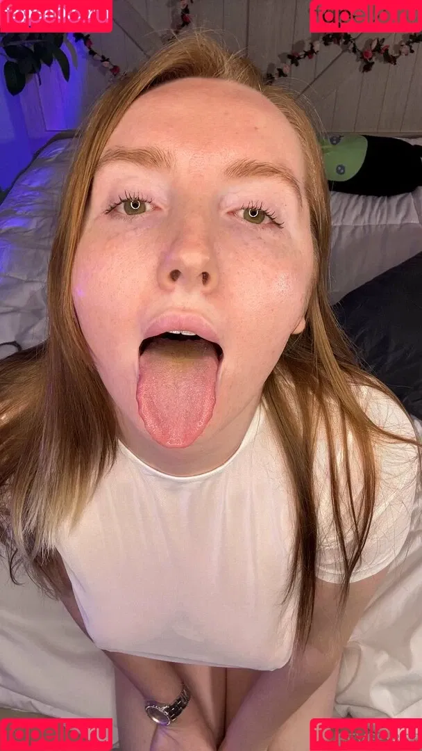 Eevee Bee / Eeveebeeshow / eevee_bee / eeveethebee Onlyfans Photo Gallery 