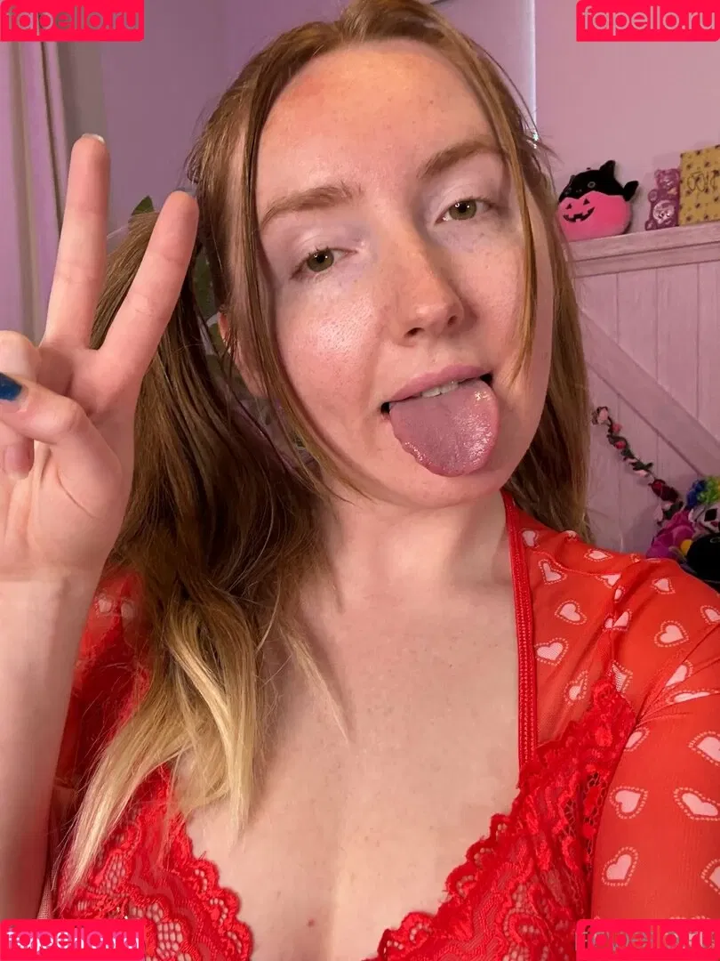 Eevee Bee / Eeveebeeshow / eevee_bee / eeveethebee Onlyfans Photo Gallery 