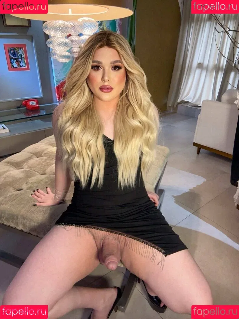 Eevee Bee / Eeveebeeshow / eevee_bee / eeveethebee Onlyfans Photo Gallery 