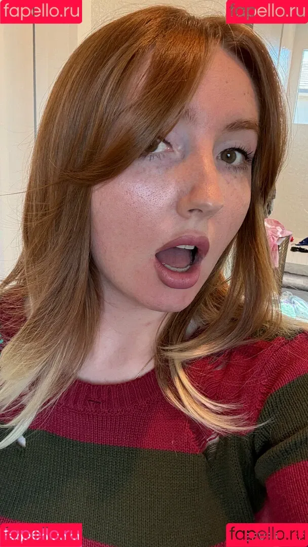 Eevee Bee / Eeveebeeshow / eevee_bee / eeveethebee Onlyfans Photo Gallery 