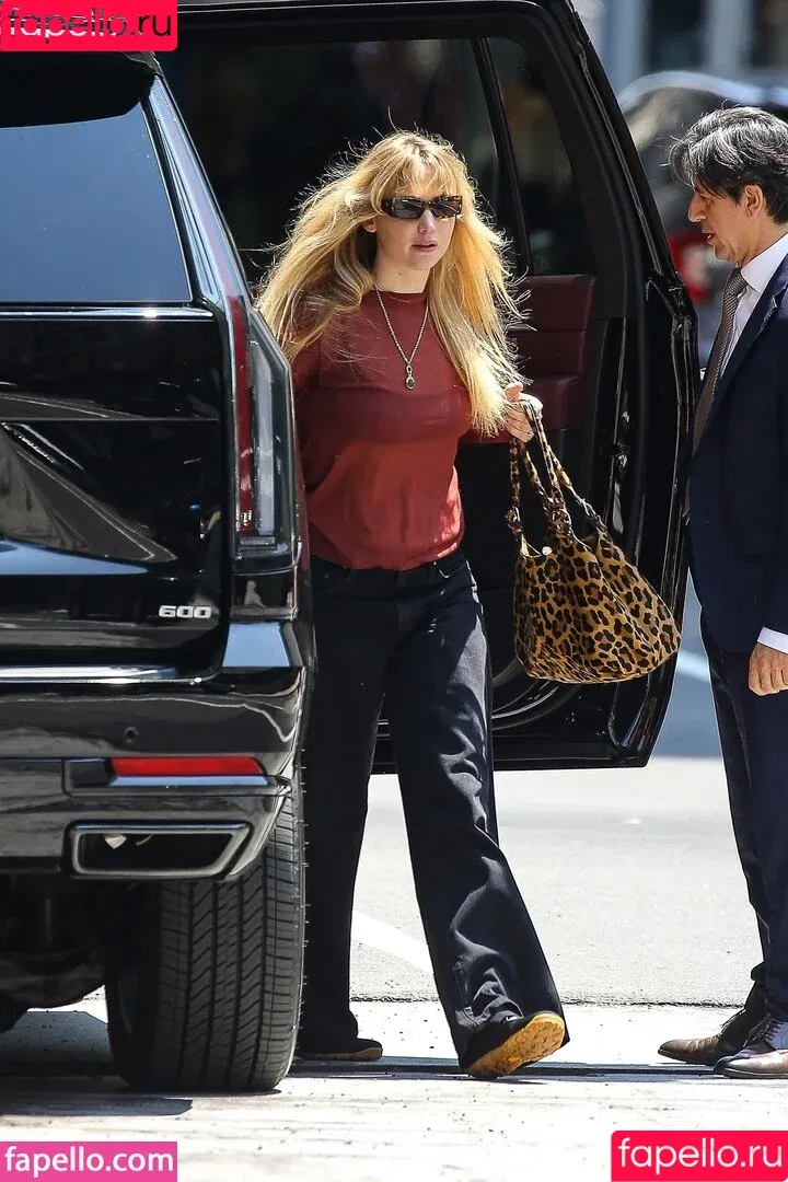 Jennifer Lawrence / jennifer_lawrence / jenniferlawrence_ Onlyfans Photo Gallery 