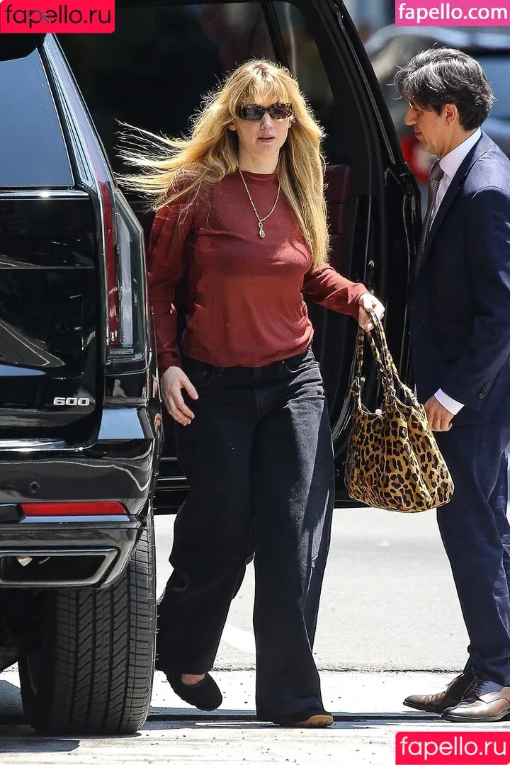 Jennifer Lawrence / jennifer_lawrence / jenniferlawrence_ Onlyfans Photo Gallery 