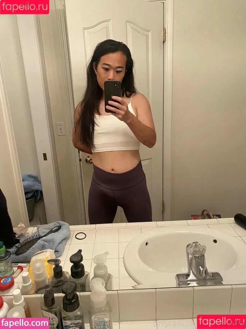 anjosaoki.sa / sabrina-aoki Onlyfans Photo Gallery 