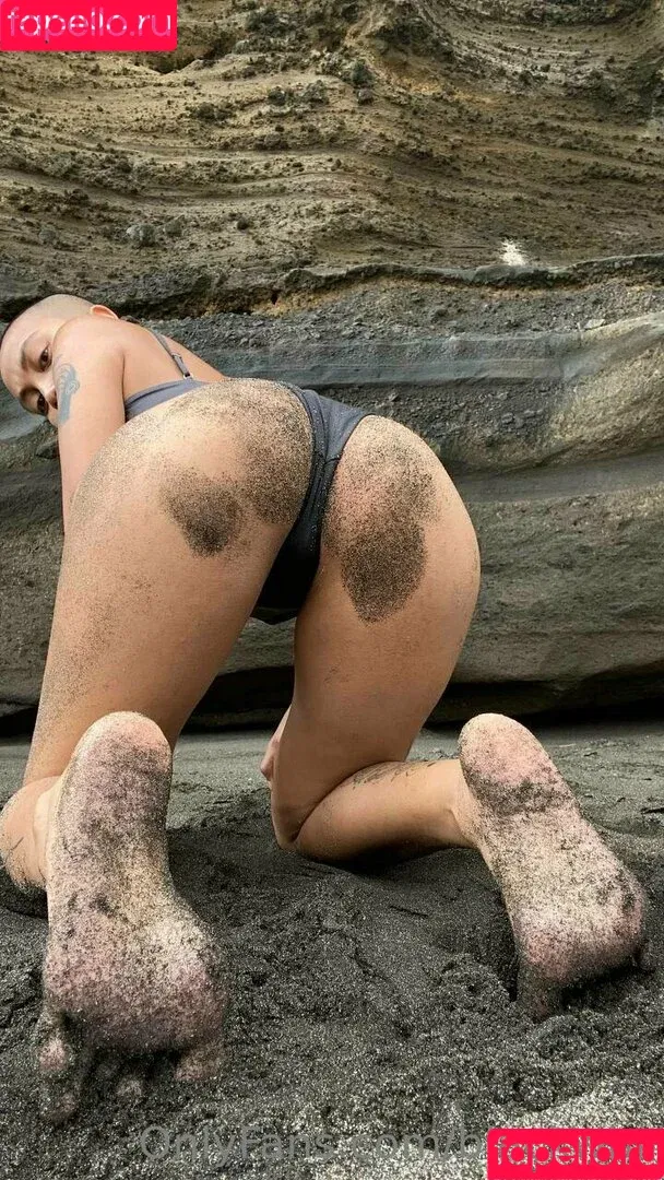 mystery666girl / uuummkkmnnn Onlyfans Photo Gallery 