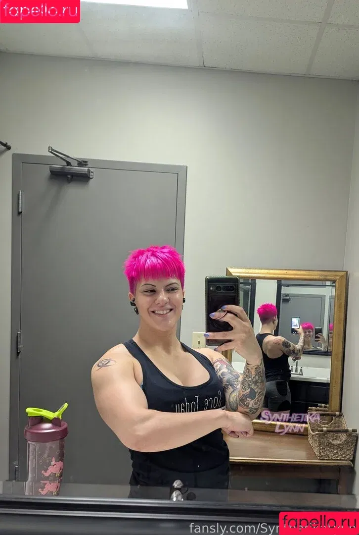 SynthetikaLynn Onlyfans Photo Gallery 