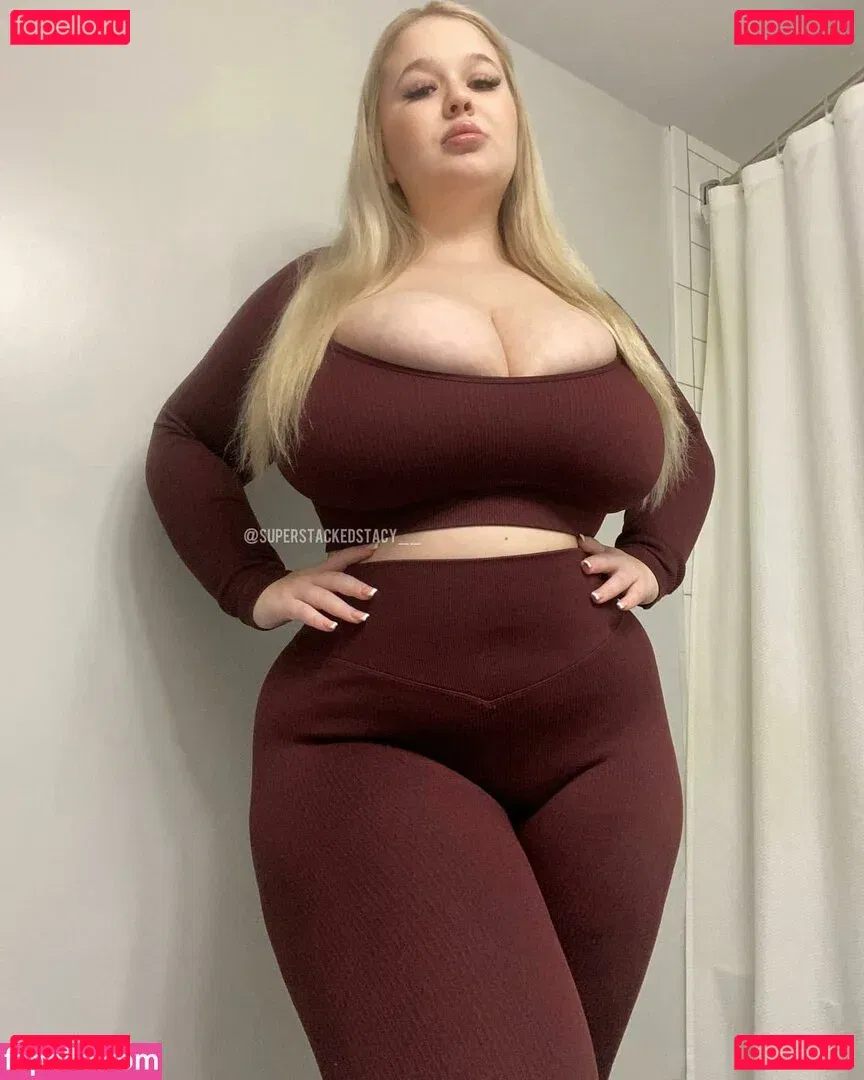 Stacy Onlyfans Photo Gallery 