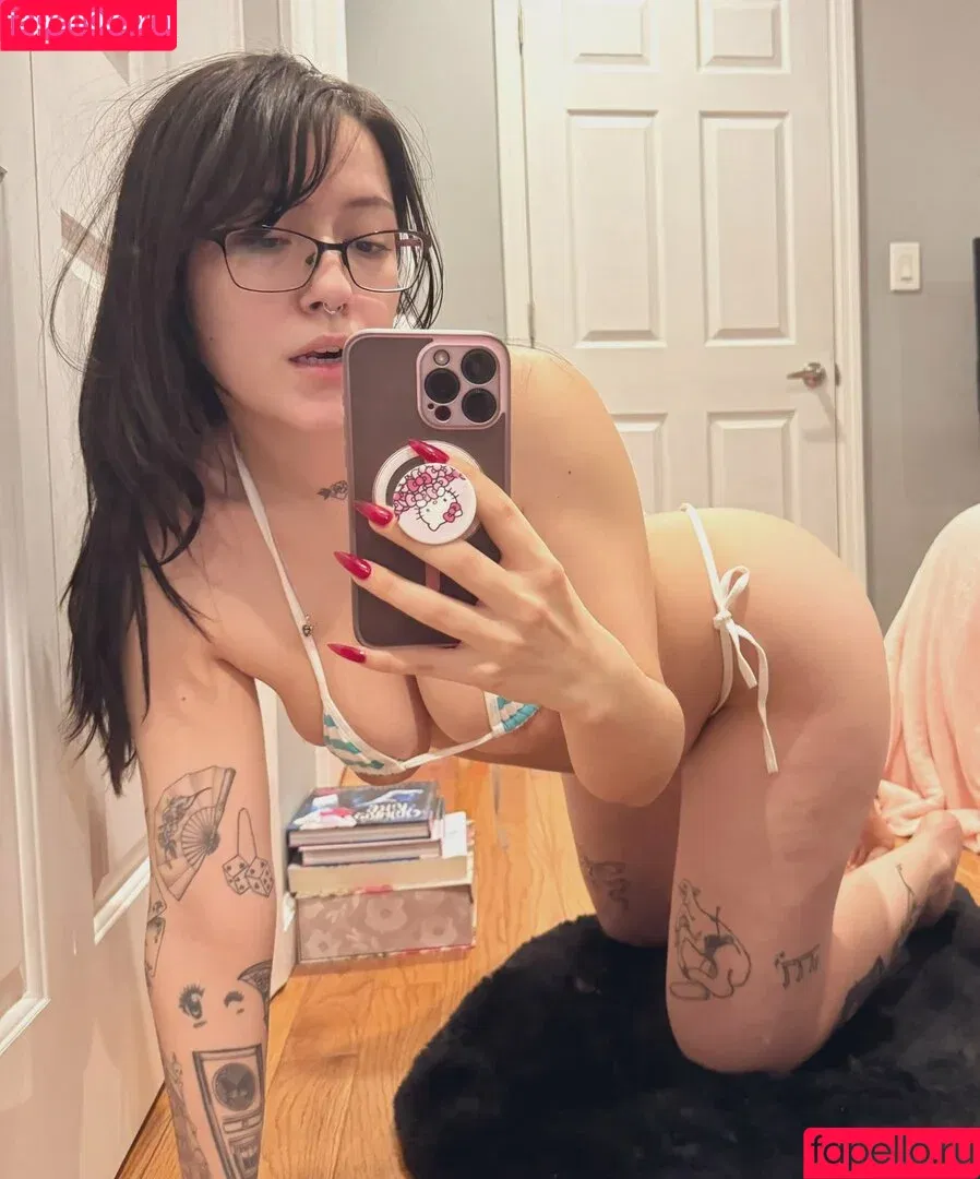 miauofficial / saint.miau Onlyfans Photo Gallery 