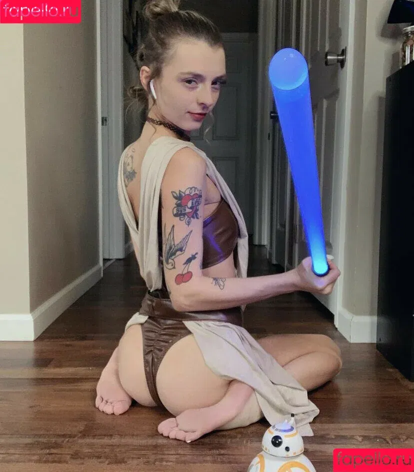 Astrid Mae / Sadgirlastrid / thatgirlastridd Onlyfans Photo Gallery 