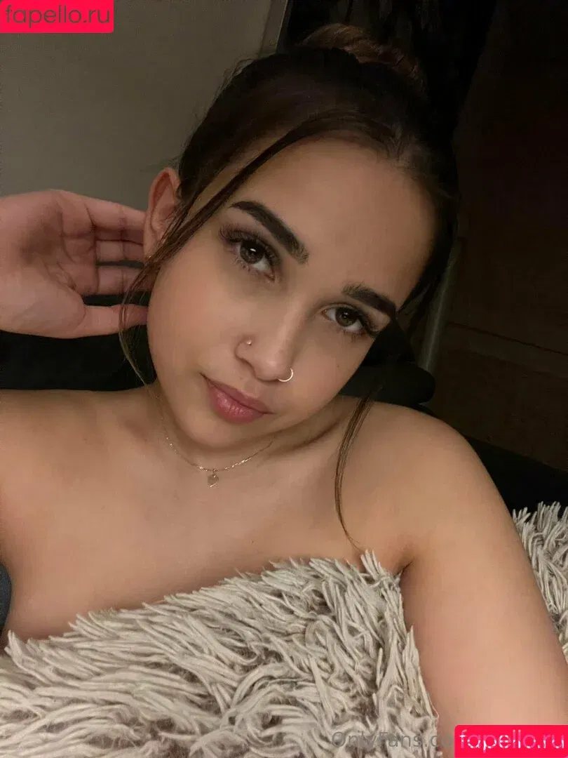 suziluna / suzilunaa Onlyfans Photo Gallery 