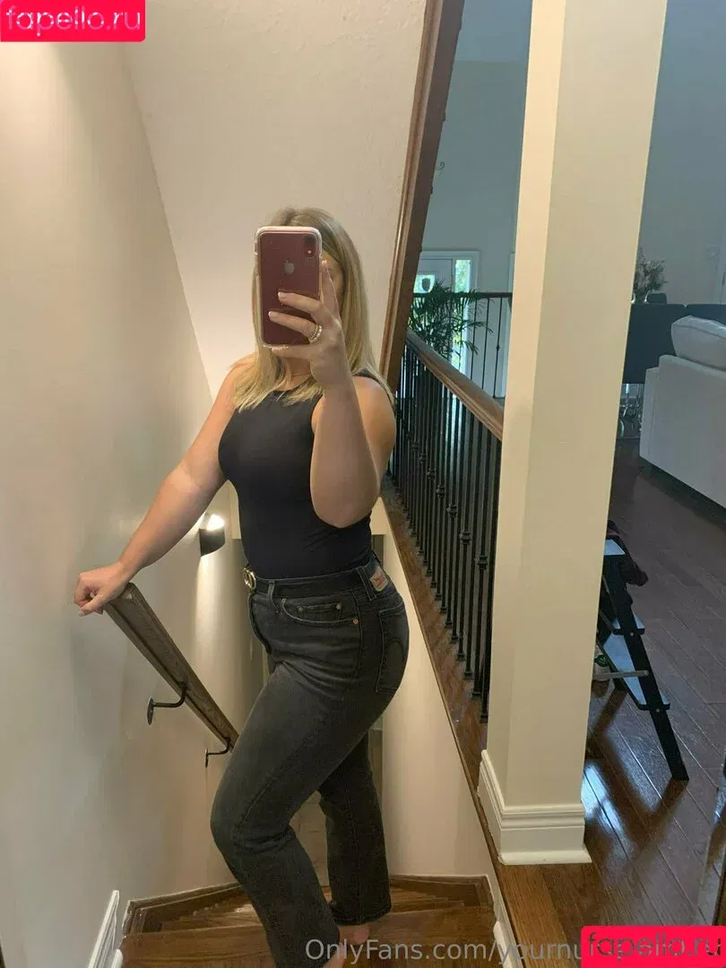 sparklyscrubs / yournurse.amber Onlyfans Photo Gallery 