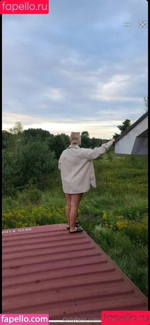 sparklyscrubs / yournurse.amber Onlyfans Photo Gallery 