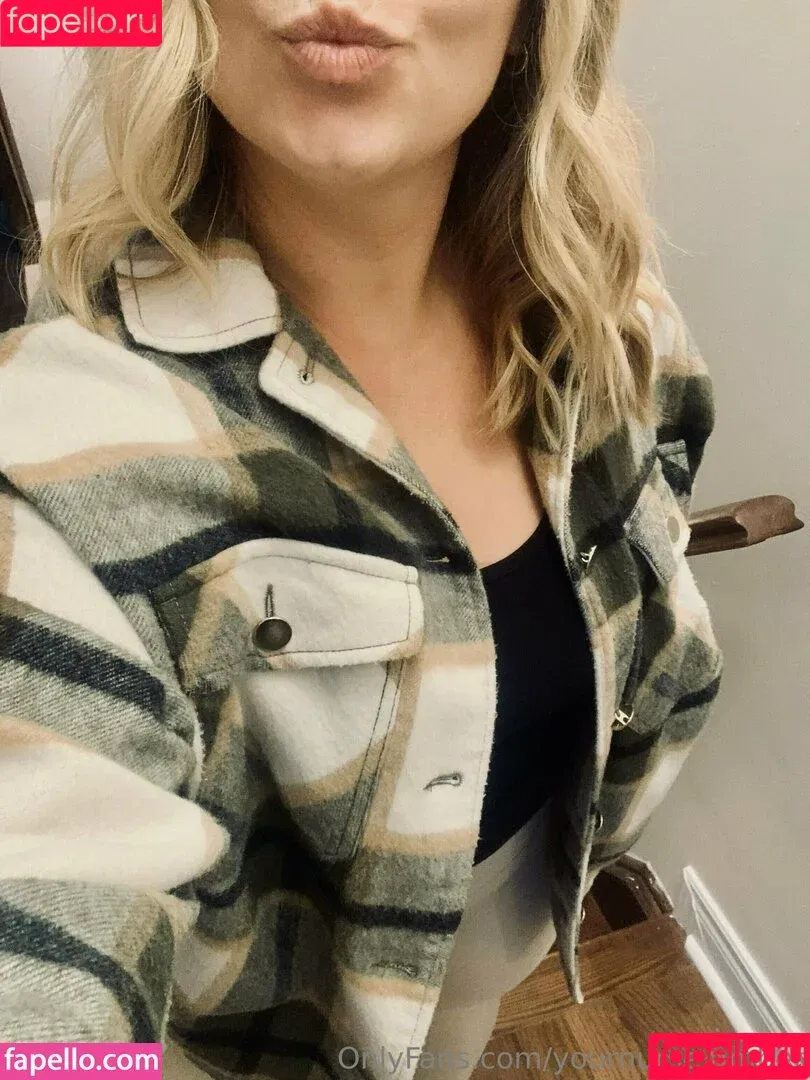 sparklyscrubs / yournurse.amber Onlyfans Photo Gallery 