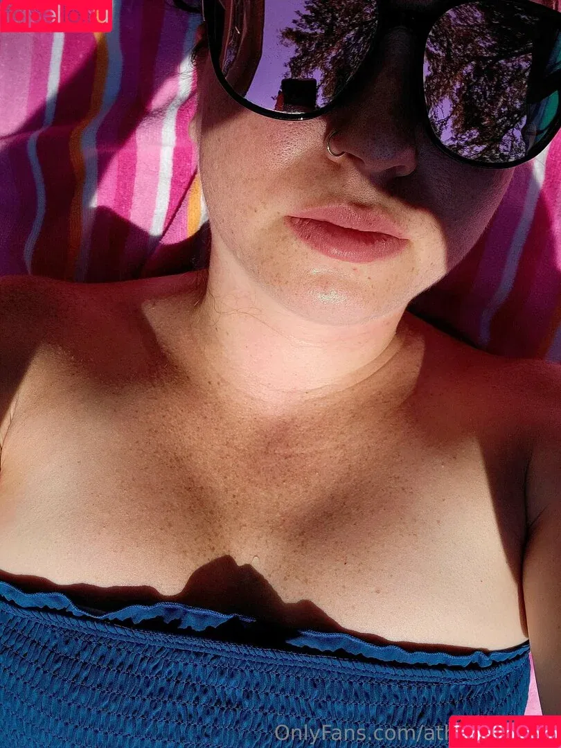 atheenabean Onlyfans Photo Gallery 