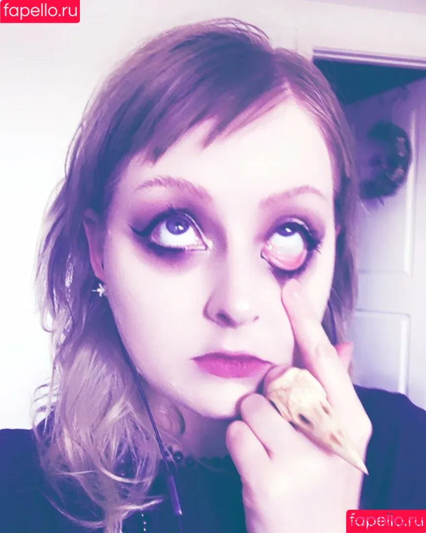 Mother Macabre / MotherMacabre / mother.macabre / mothermacabreyt / ventrigue Onlyfans Photo Gallery 